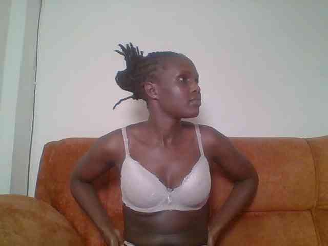 Hot-sexy-bitch webcam