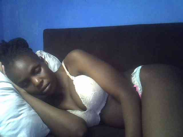 Hot-sexy-bitch webcam