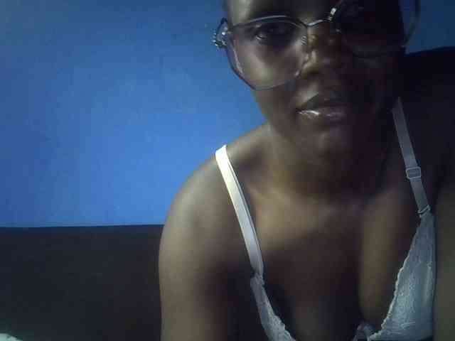 Hot-sexy-bitch webcam