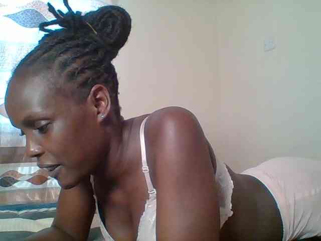 Hot-sexy-bitch webcam