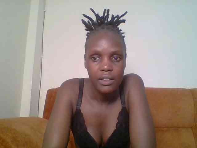 Hot-sexy-bitch webcam