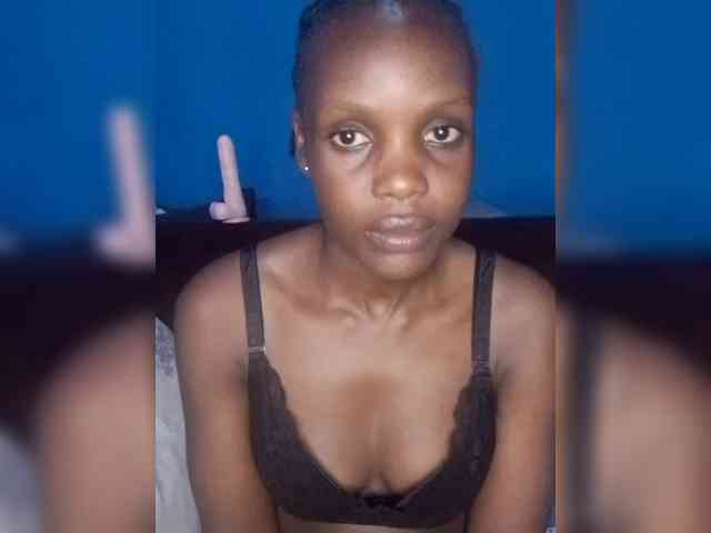 Hot-sexy-bitch webcam