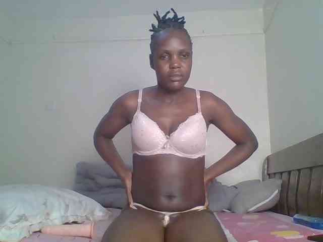 Hot-sexy-bitch webcam