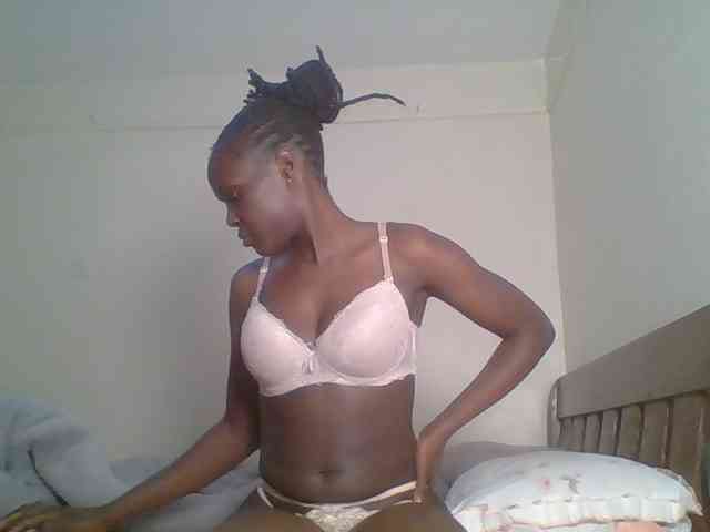 Hot-sexy-bitch webcam