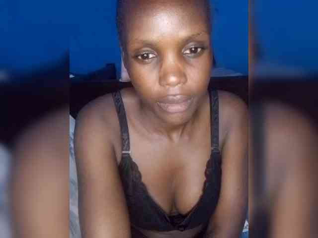 Hot-sexy-bitch webcam