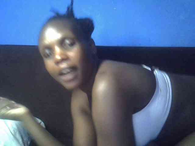 Hot-sexy-bitch webcam