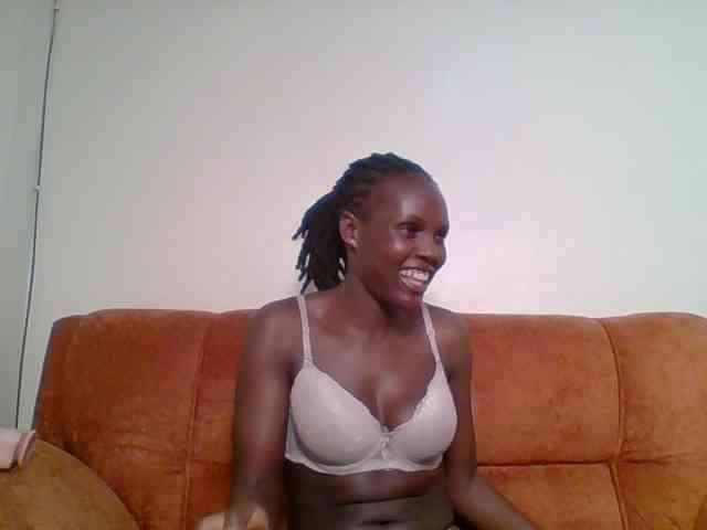 Hot-sexy-bitch webcam