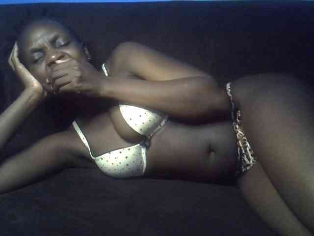 Hot-sexy-bitch Live Webcam on BongaCams