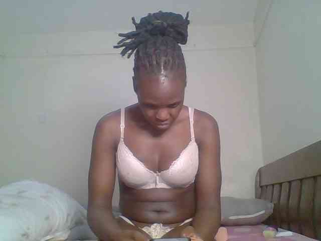 Hot-sexy-bitch webcam