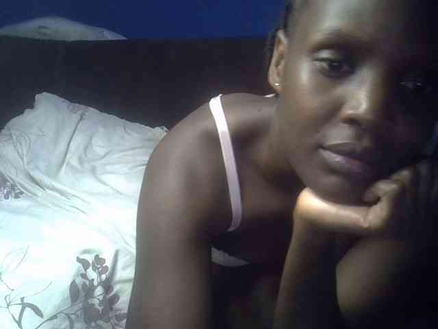 Hot-sexy-bitch webcam