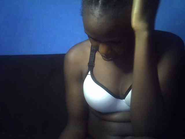 Hot-sexy-bitch webcam