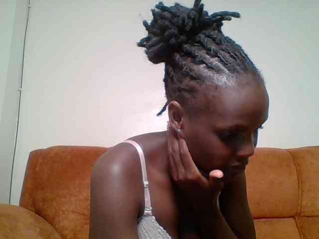 Hot-sexy-bitch webcam