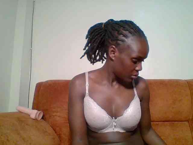 Hot-sexy-bitch webcam