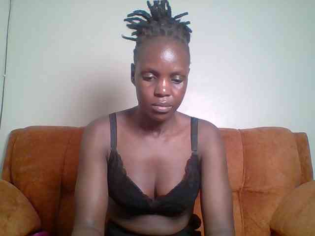 Hot-sexy-bitch webcam