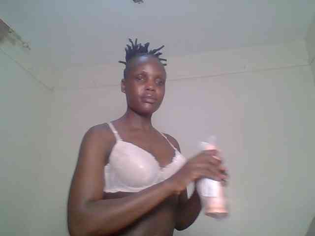 Hot-sexy-bitch webcam