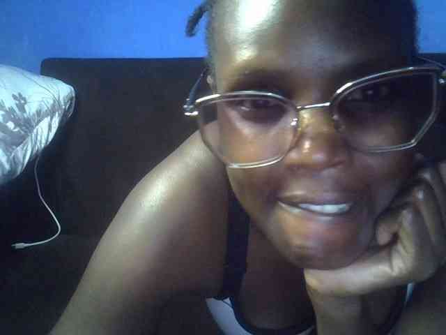 Hot-sexy-bitch webcam