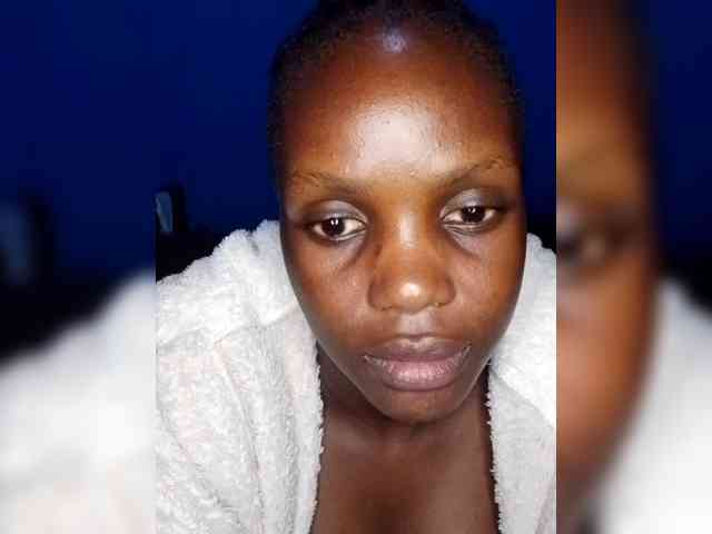 Hot-sexy-bitch webcam