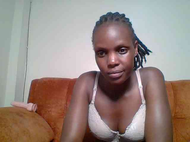 Hot-sexy-bitch webcam