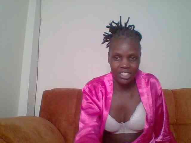 Hot-sexy-bitch webcam