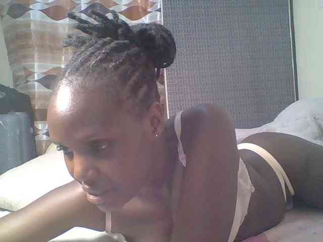 Hot-sexy-bitch webcam