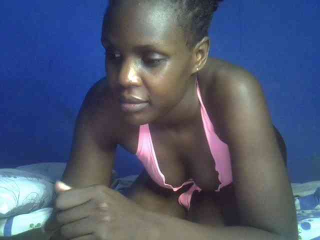 Hot-sexy-bitch webcam