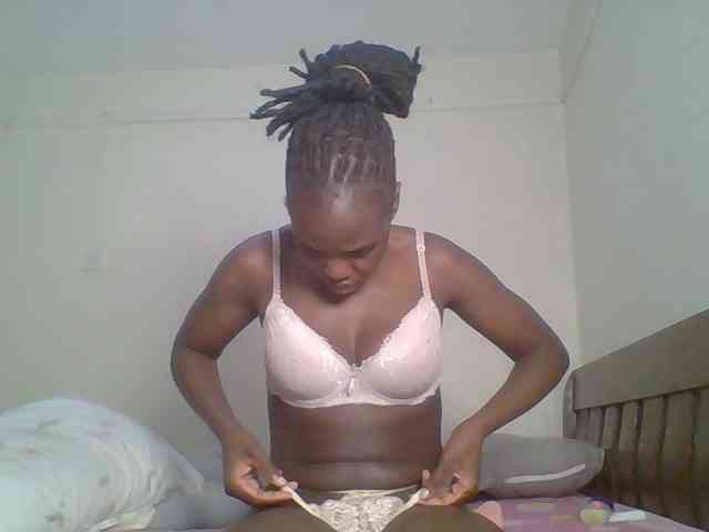 Hot-sexy-bitch webcam