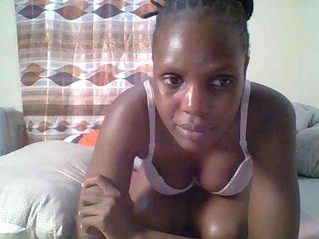 Hot-sexy-bitch webcam