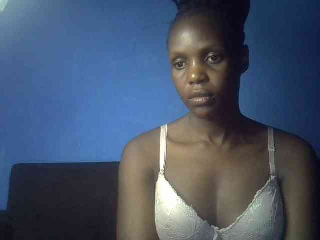 Hot-sexy-bitch webcam