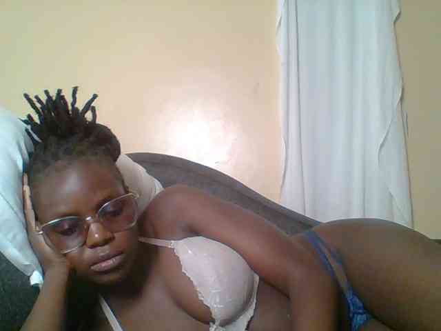 Hot-sexy-bitch webcam