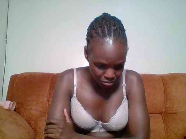 Hot-sexy-bitch webcam