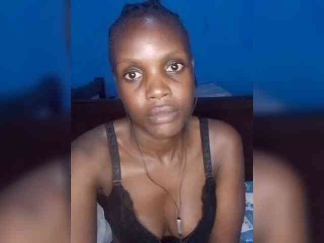 Hot-sexy-bitch webcam