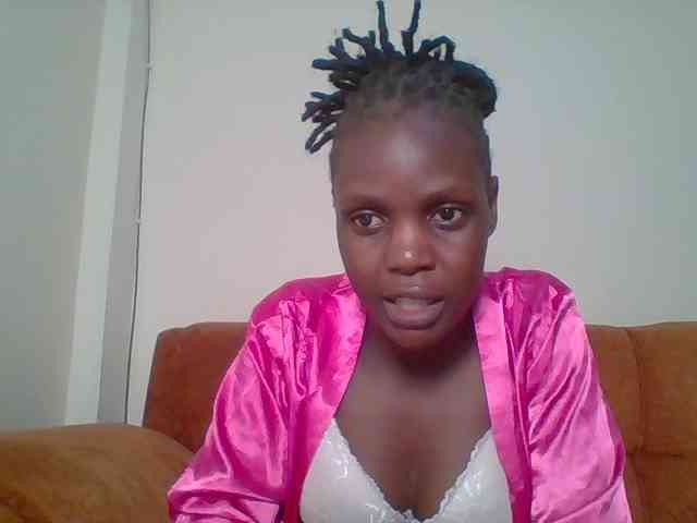 Hot-sexy-bitch webcam