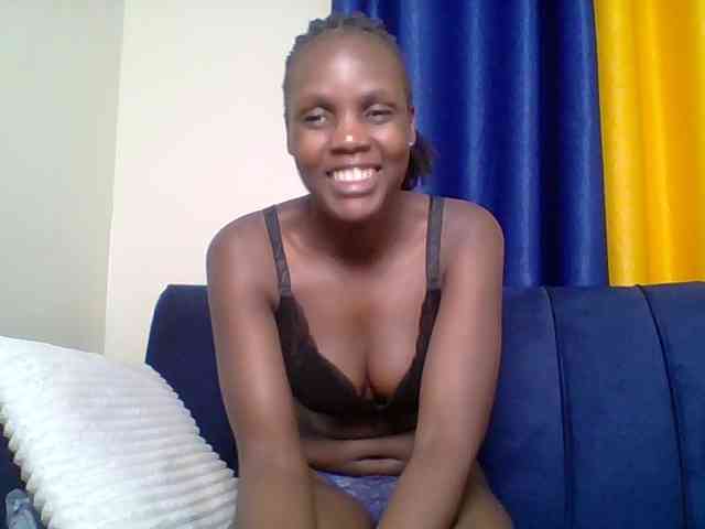 Hot-sexy-bitch webcam