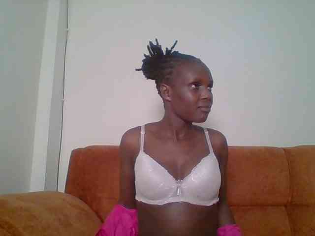 Hot-sexy-bitch webcam