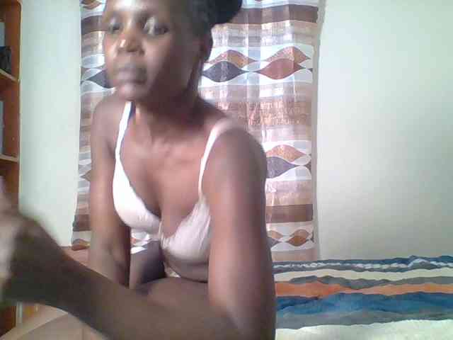 Hot-sexy-bitch webcam