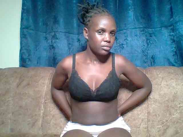 Hot-sexy-bitch webcam