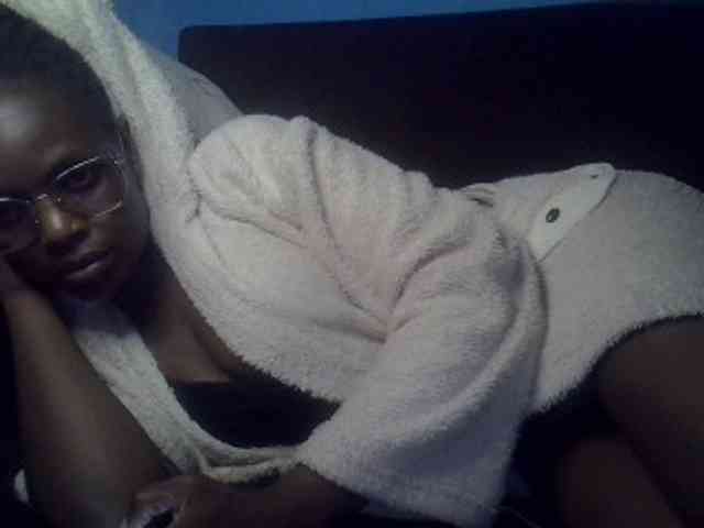 Hot-sexy-bitch webcam