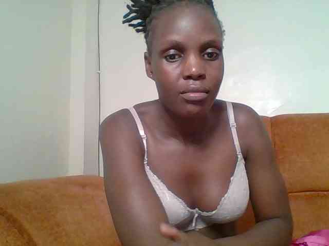 Hot-sexy-bitch webcam