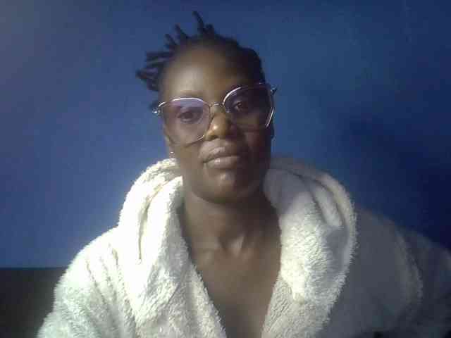 Hot-sexy-bitch webcam