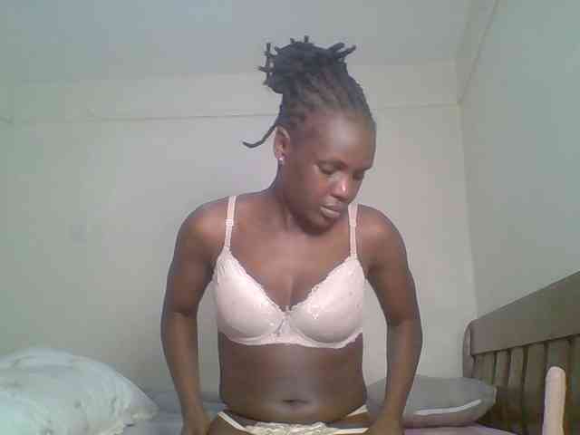 Hot-sexy-bitch webcam