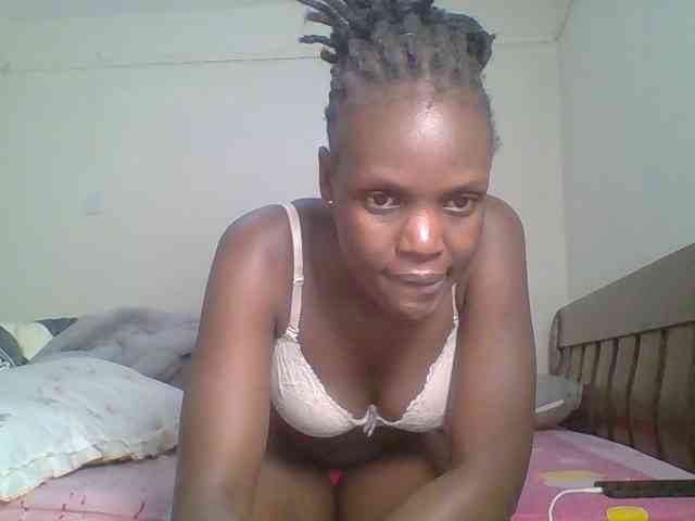 Hot-sexy-bitch webcam