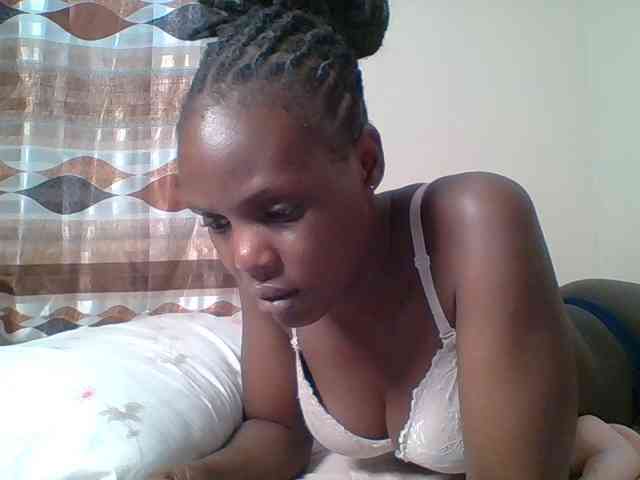 Hot-sexy-bitch webcam