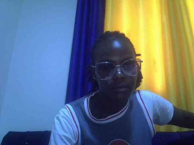 Hot-sexy-bitch webcam