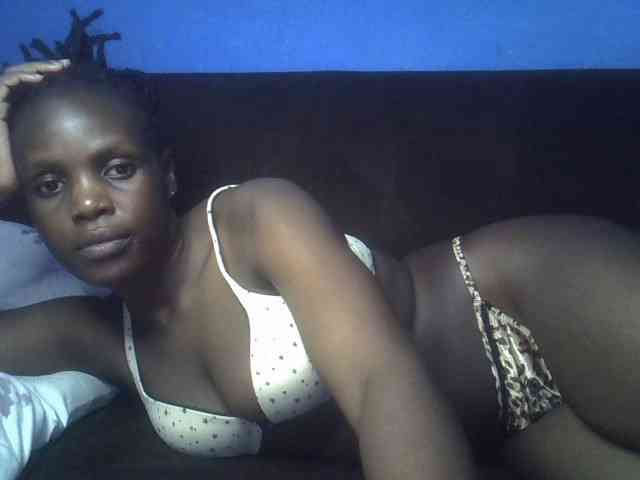 Hot-sexy-bitch webcam