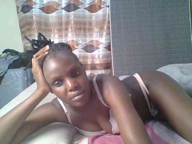 Hot-sexy-bitch webcam