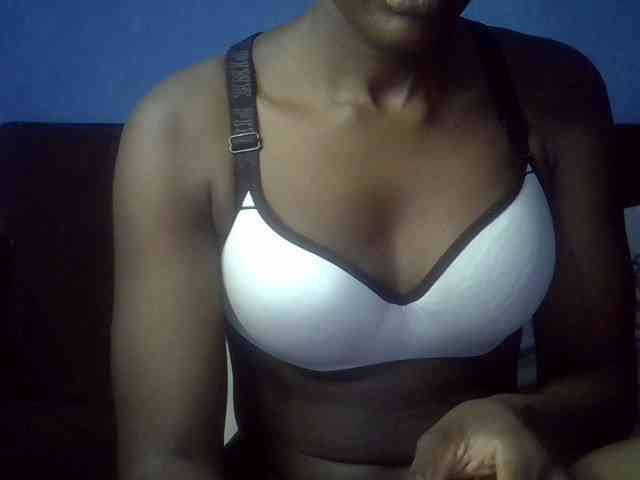 Hot-sexy-bitch webcam