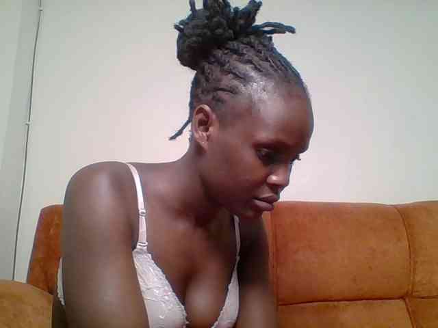 Hot-sexy-bitch webcam