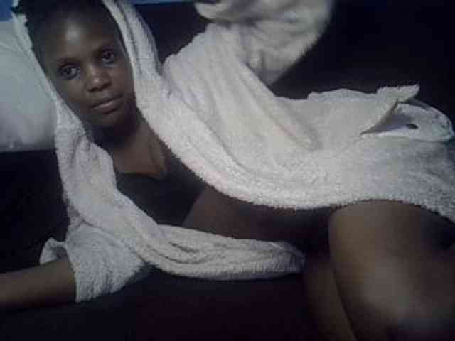 Hot-sexy-bitch webcam