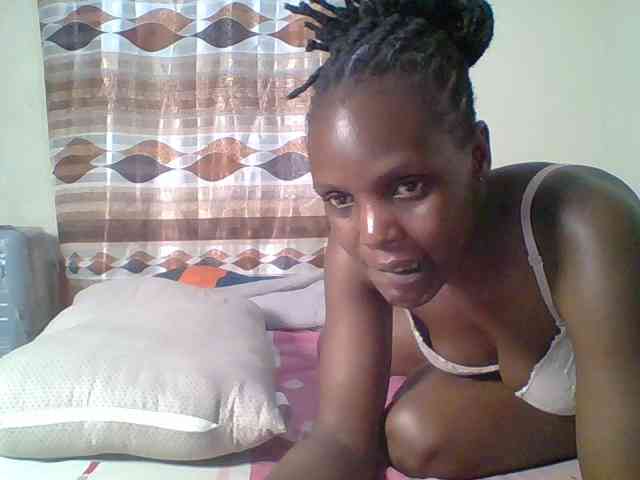 Hot-sexy-bitch webcam