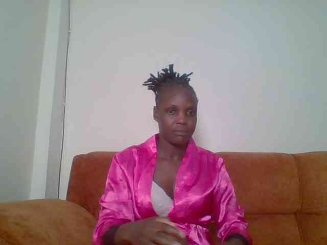 Hot-sexy-bitch webcam